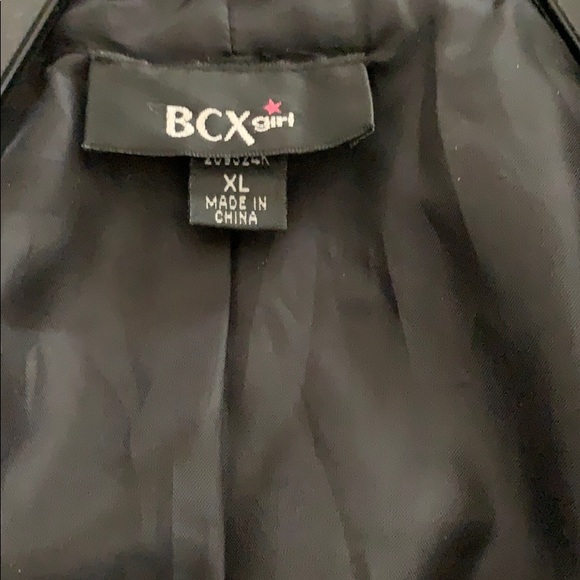 Jacket - Picture 7 of 8